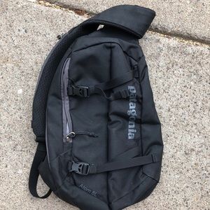 Patagonia Atom sling 8l